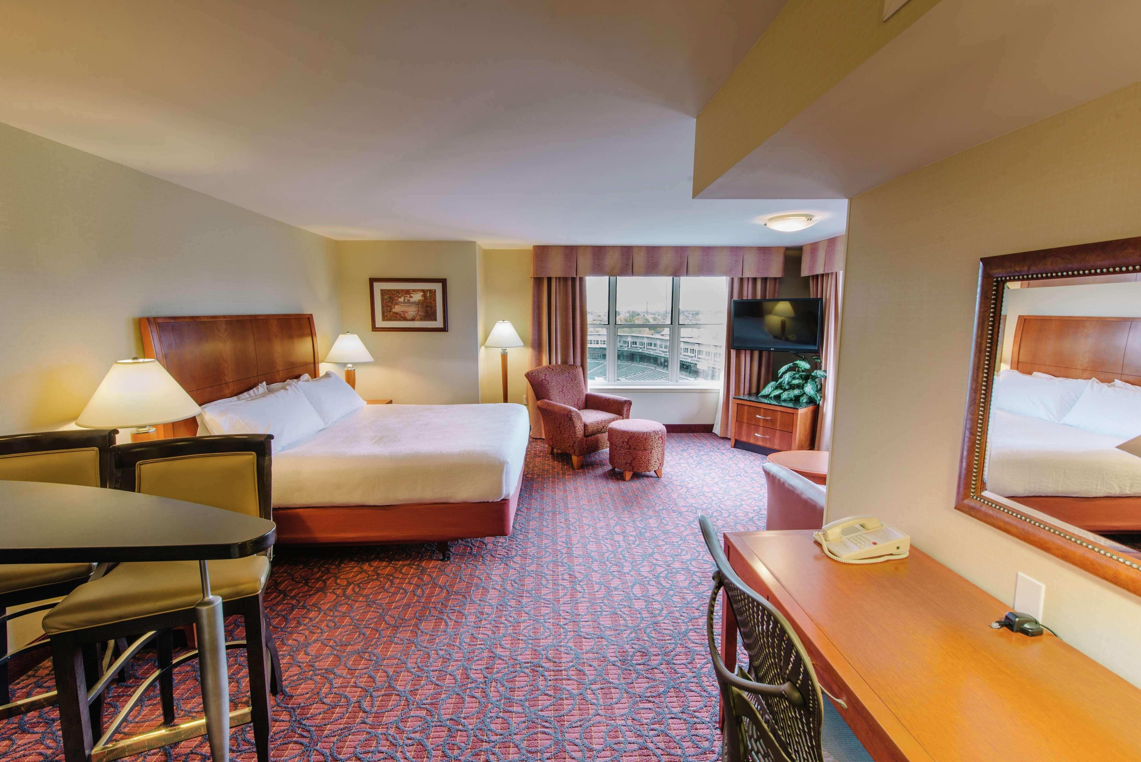 Hilton Garden Inn Manchester Downtown Exterior foto