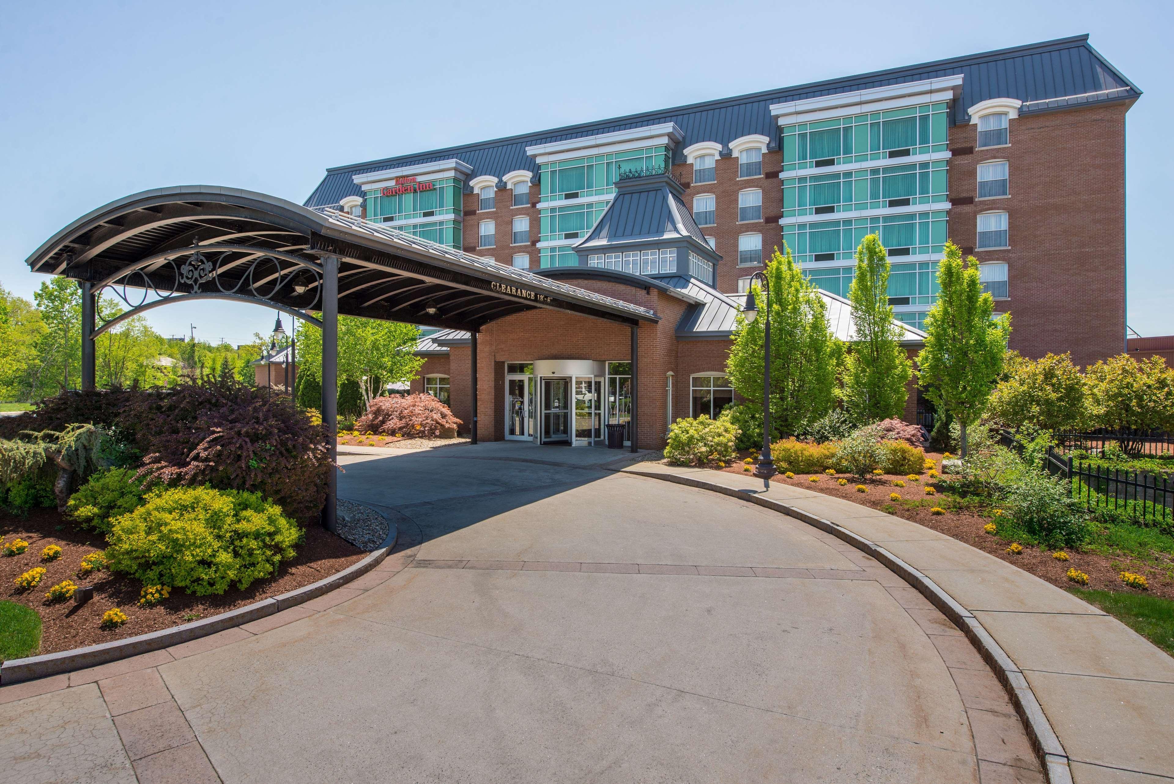 Hilton Garden Inn Manchester Downtown Exterior foto